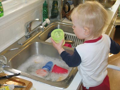 washingdishes.jpg