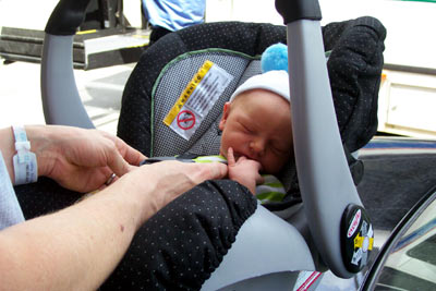 carseatontrunk0711.jpg