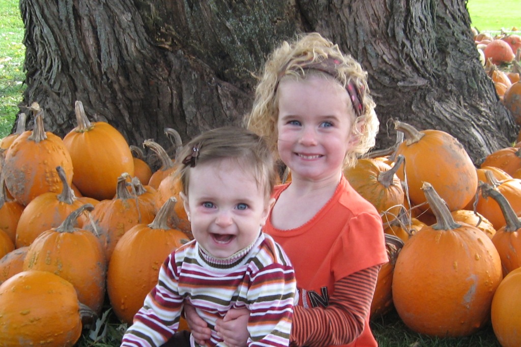 101908_GirlsPumpkinPatchBlog.jpg