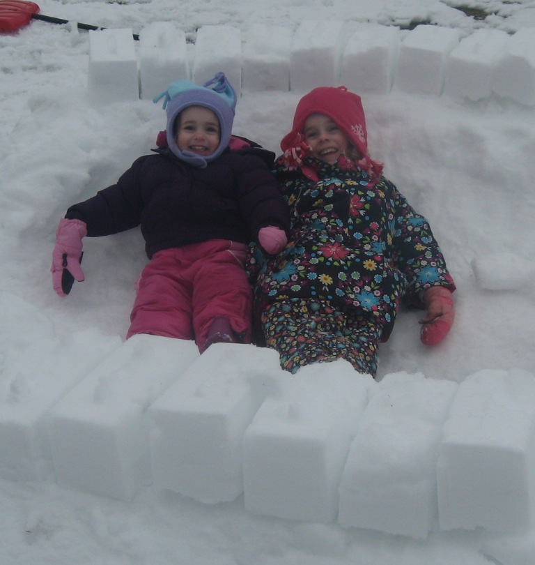 022110_GirlsSnowCastle1Blog.jpg