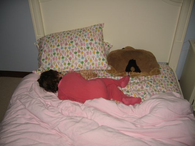 030411_SleepingZoe.jpg