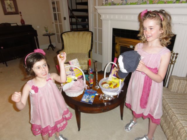 040812_EasterBaskets.jpg