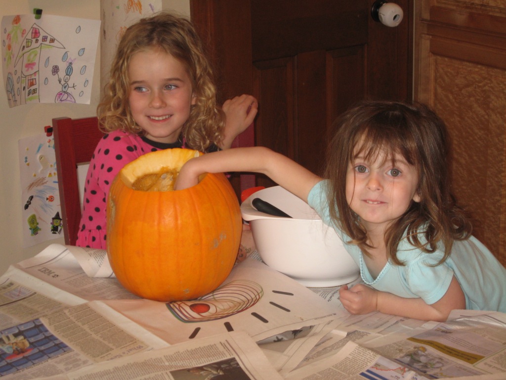 103110_CarvingPumkinBothBlog.jpg