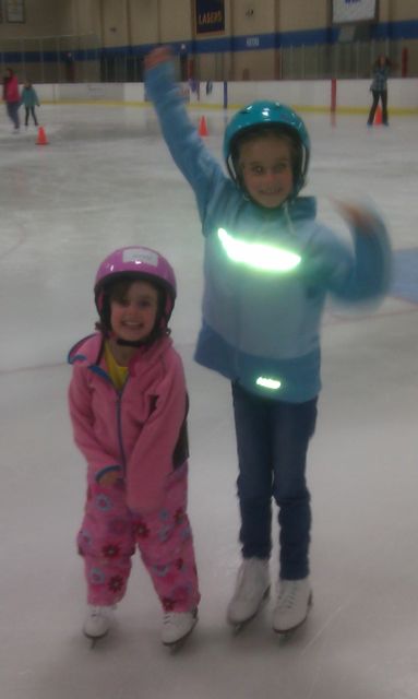 101011_IceSkate2.jpg